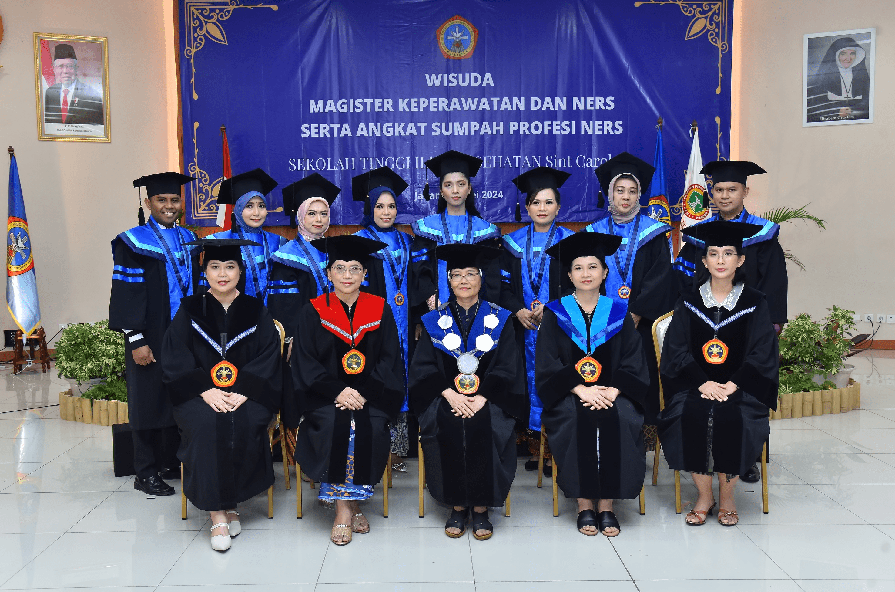 Dosen STIK Sint Carolus